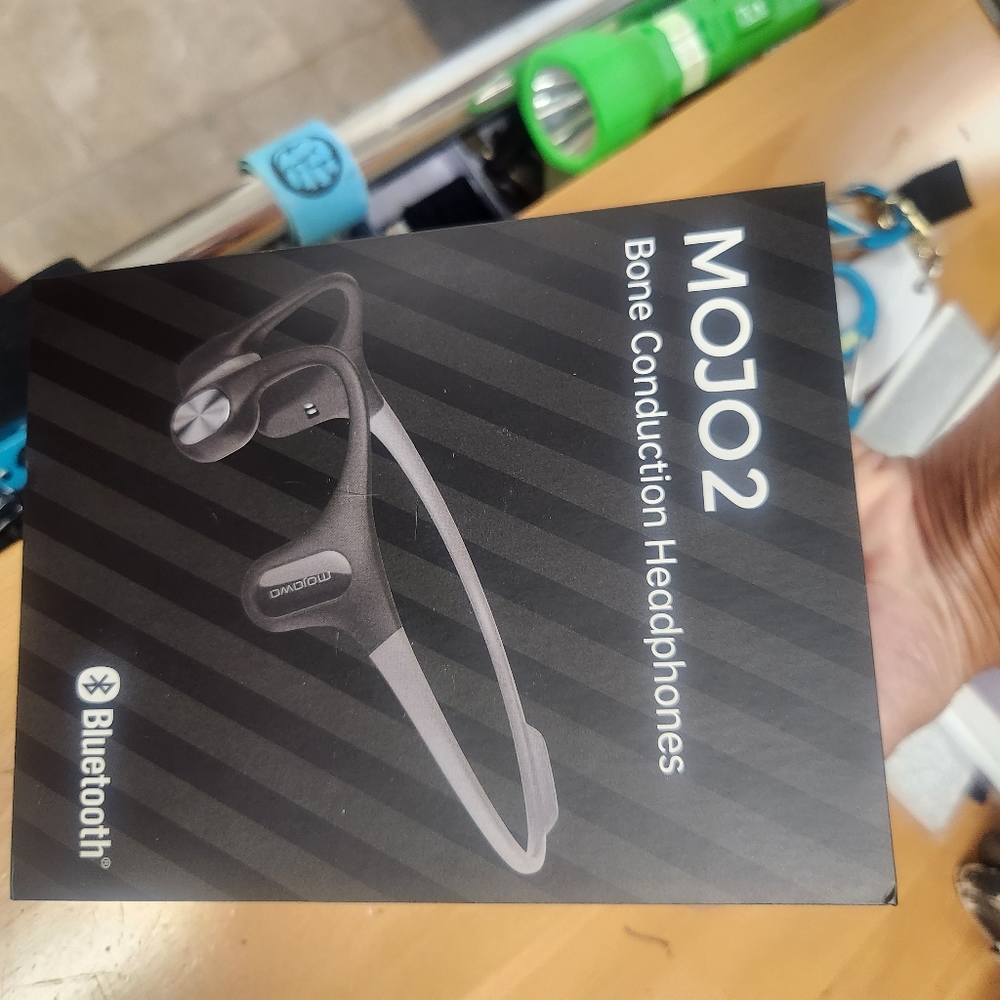 NWT Mojawa mojo 2 bone conduction headphones